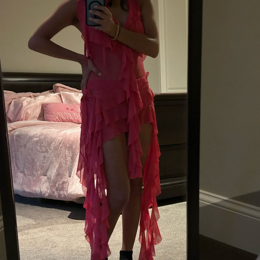 Chic Pink Ruffled Dress